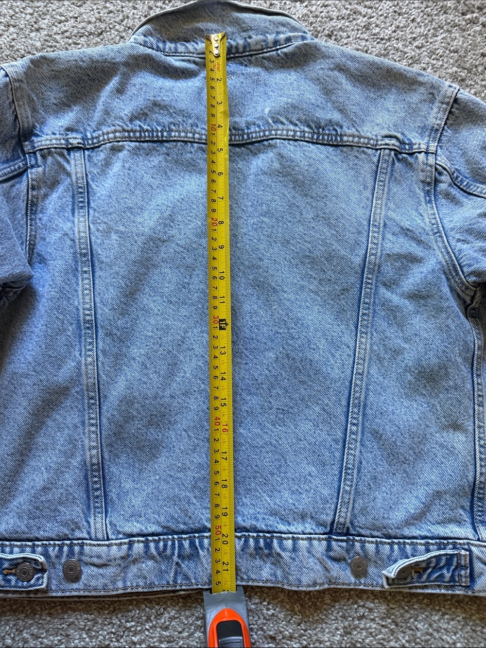 Levi's Classic Denim Trucker Jacket Light Wash Size L - Picture 5 of 11